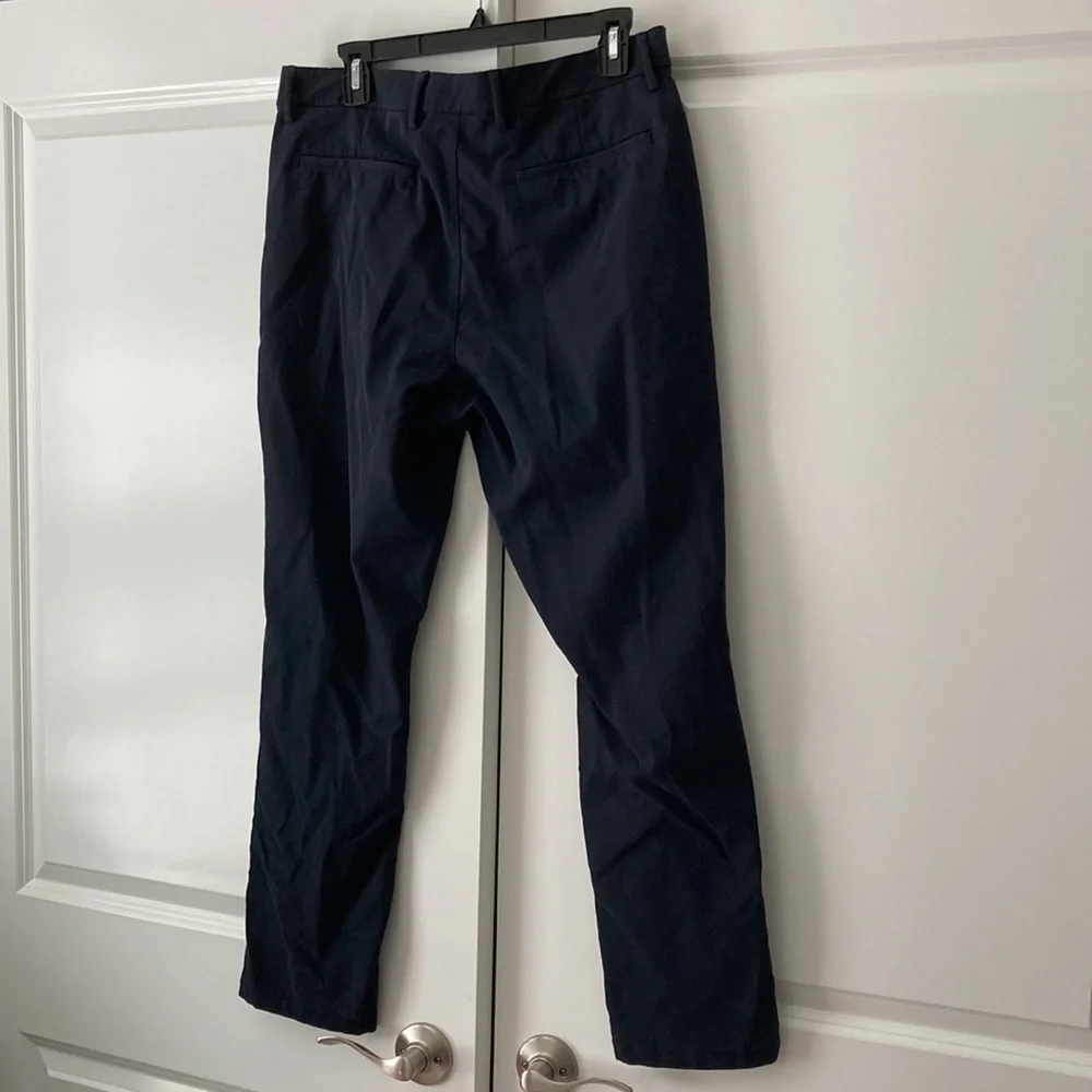 EUC Old Navy pants - Picture 3 of 3